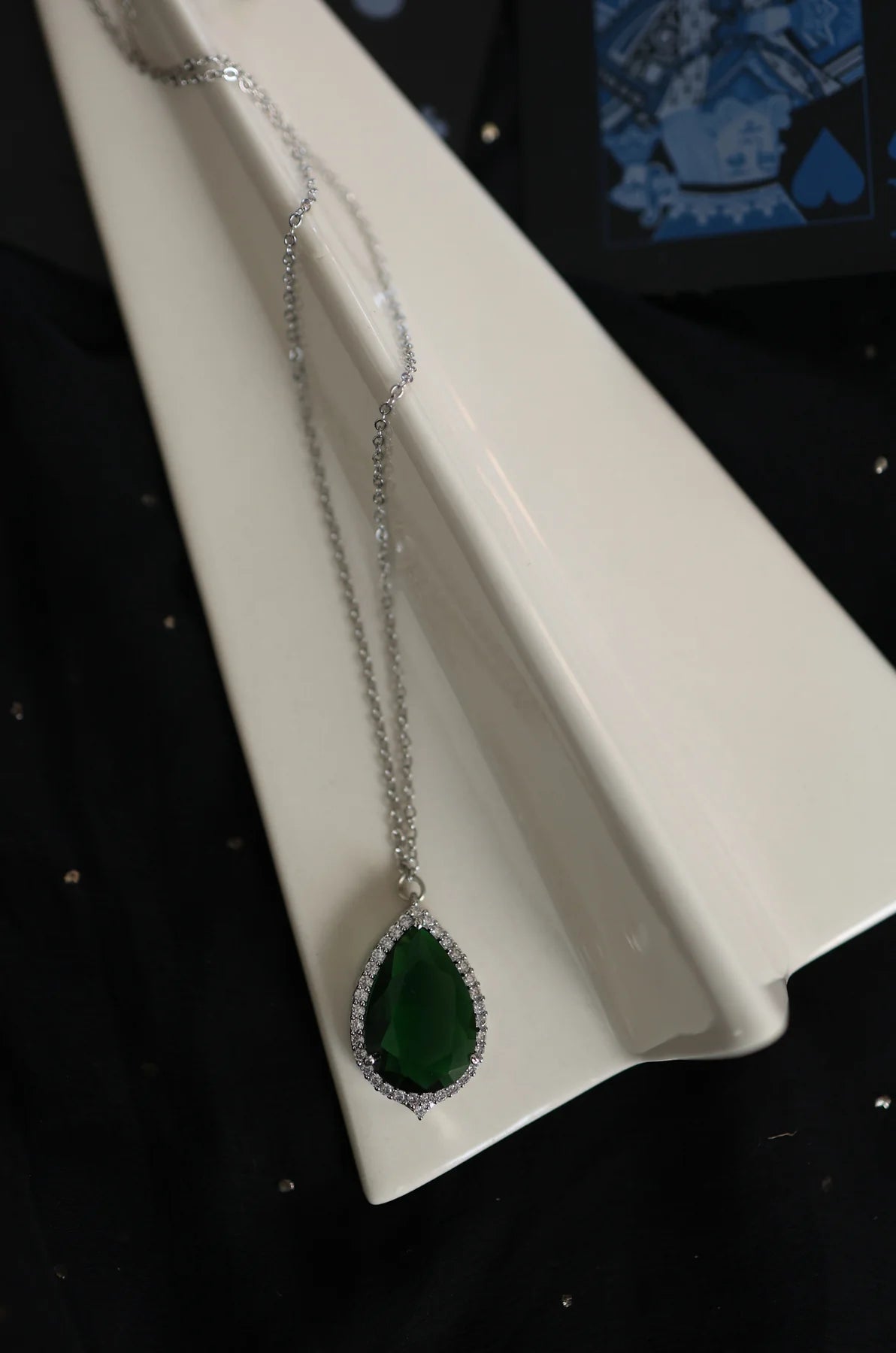 Sila Emerald Green Necklace