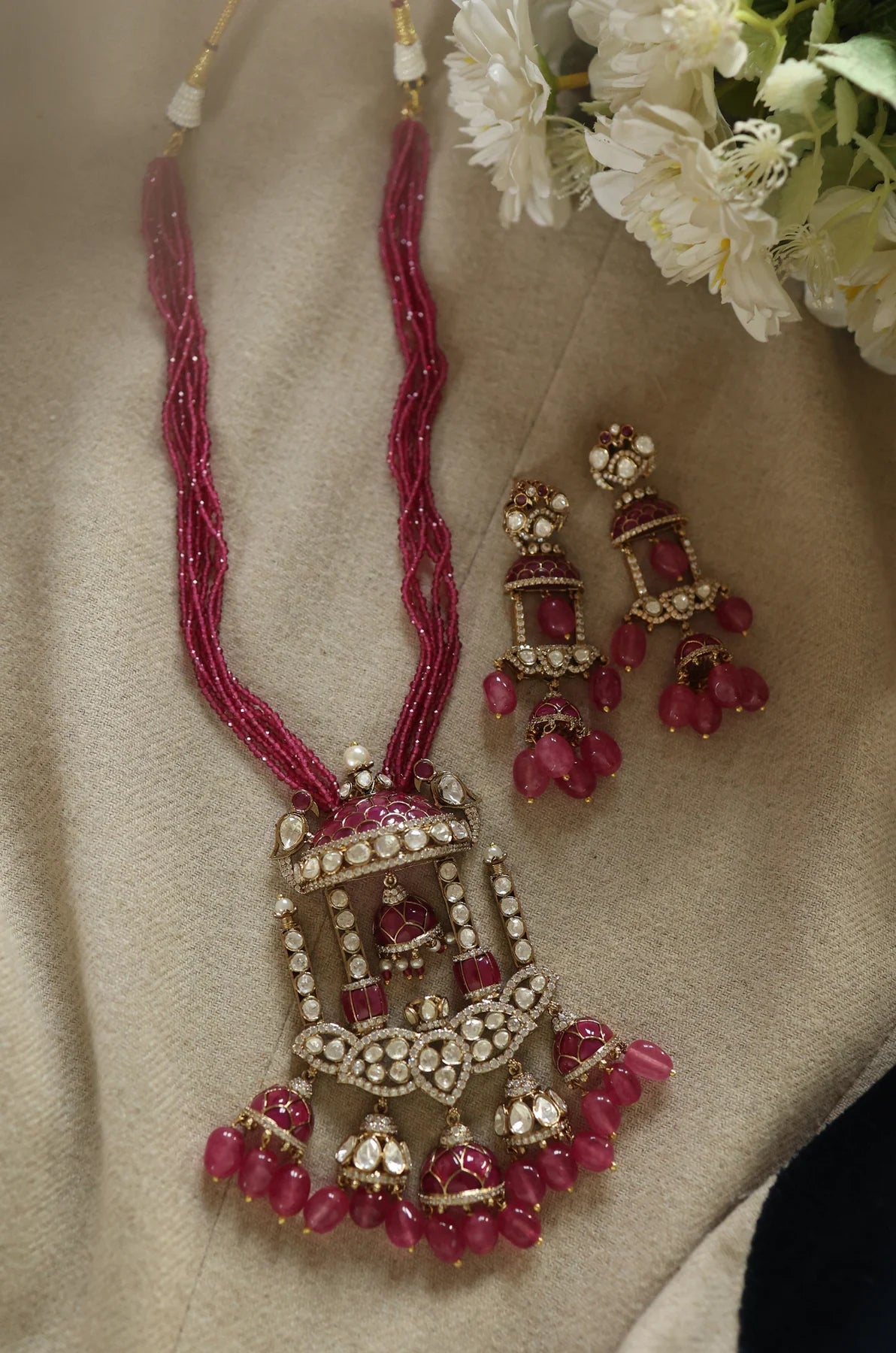 Akatya Victorian Polki Necklace Set