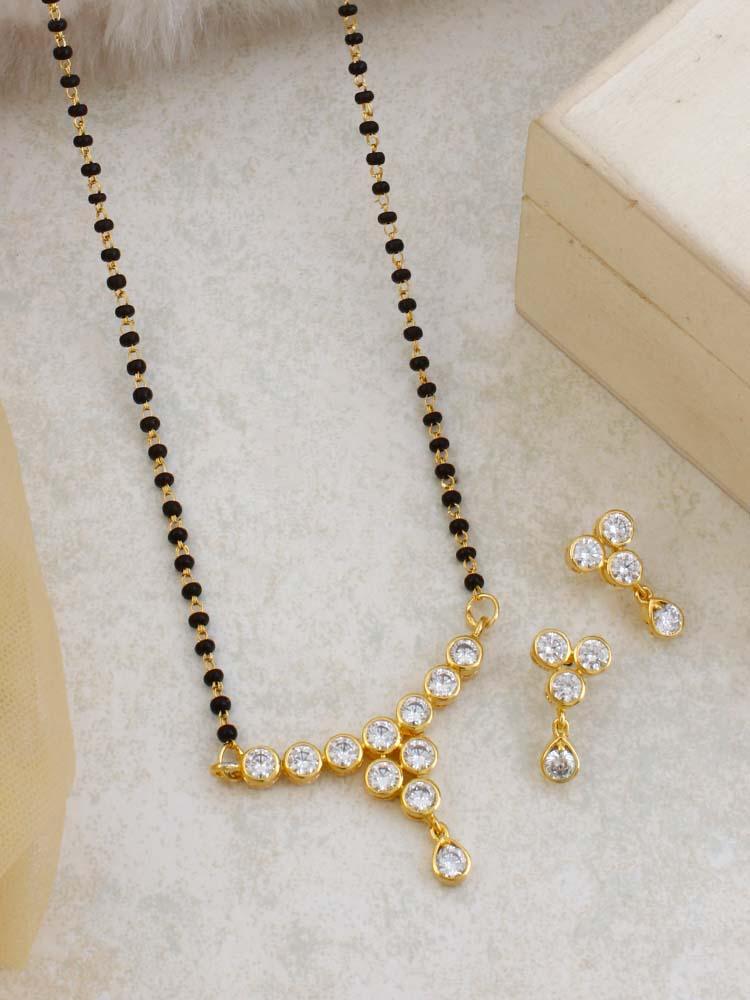 GOLDEN AMINA PENDANT MANGALSUTRA SET