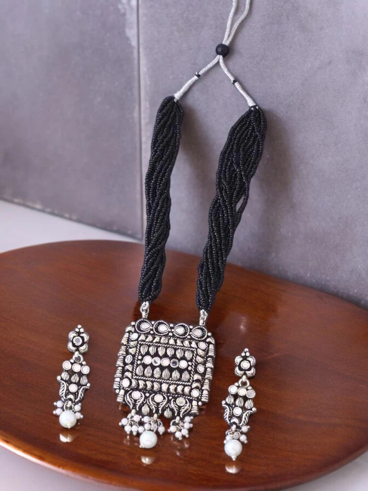 ANTIQUE SARASVI OXIDISED JEWELLERY SET