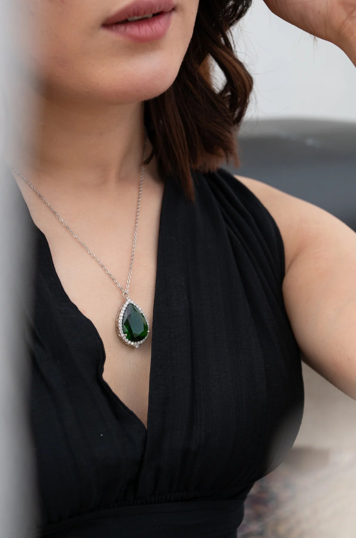 Sila Emerald Green Necklace