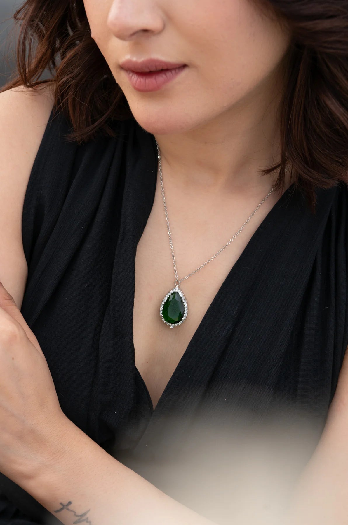 Sila Emerald Green Necklace