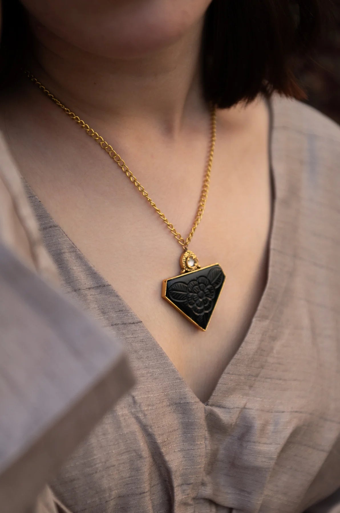 Thea Black Pendant Necklace