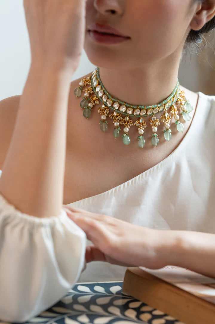 Awan Kundan Mint Necklace