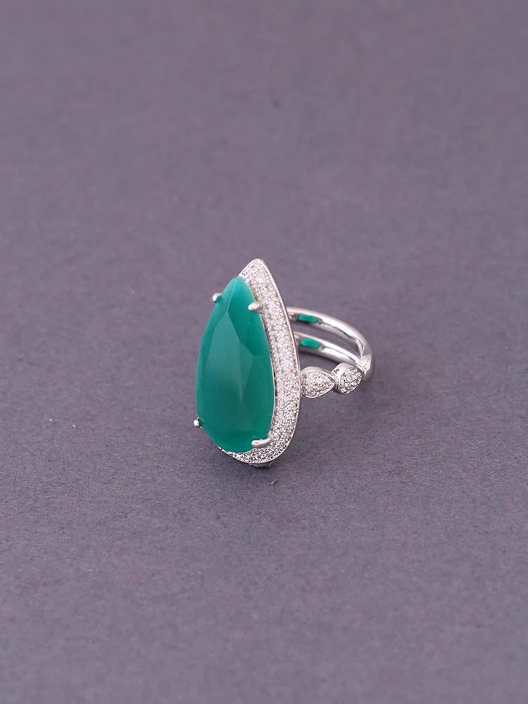 EMERALD ALEXANDRA ADJUSTABLE RING