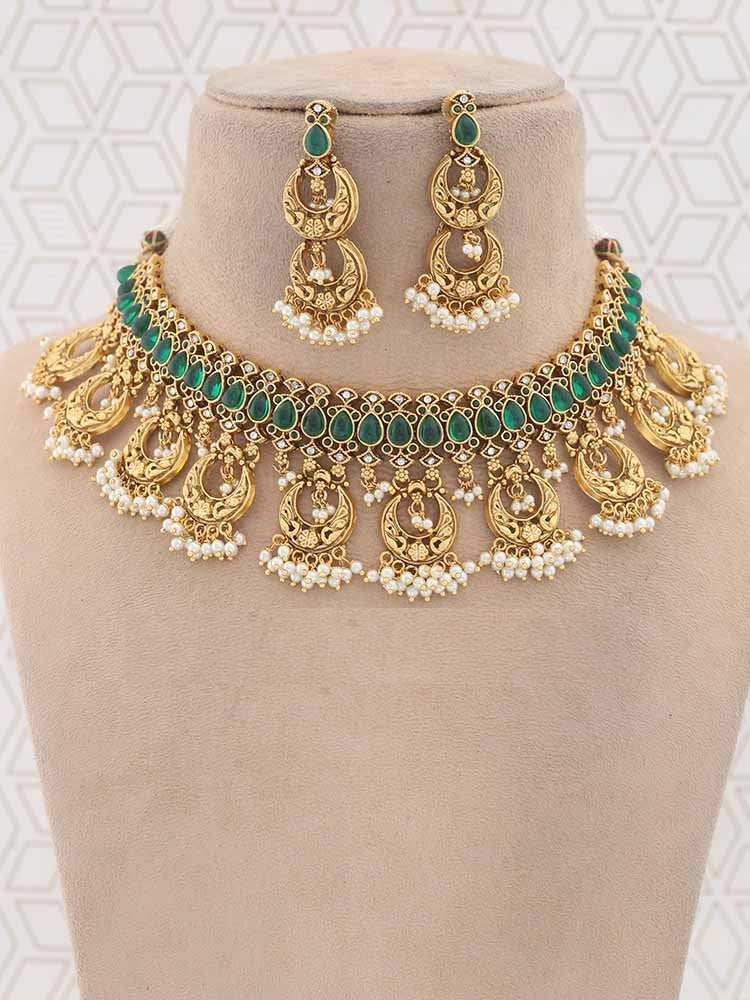 Emerald Amulya Antique Jewellery Set