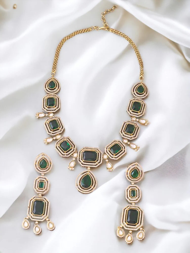 EMERALD BENEDITA ZIRCONIA JEWELLERY SET