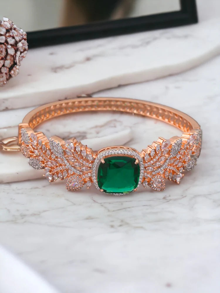 EMERALD DAAVI ZIRCONIA BRACELET