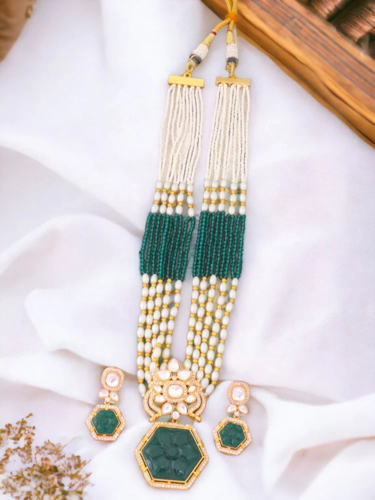 EMERALD DHRUVIKA JEWELLERY SET