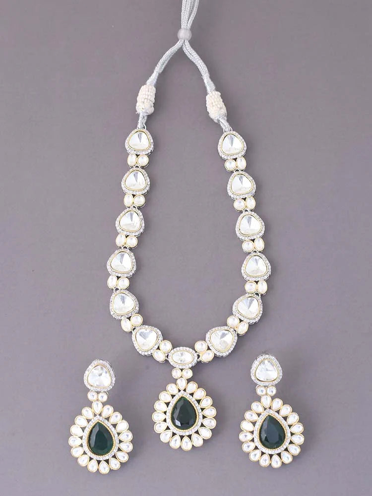 EMERALD HARPER JEWELLERY SET