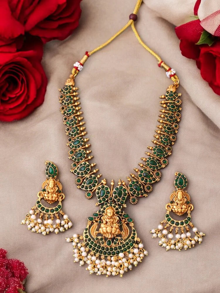 Emerald Indra Temple Jewellery Set