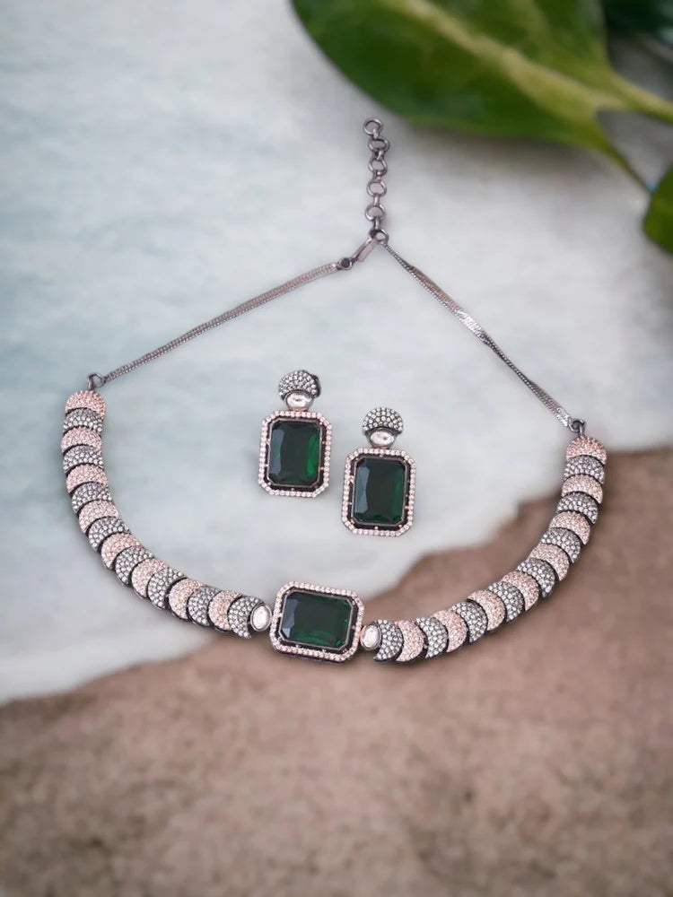 EMERALD LISETTE ZIRCONIA JEWELLERY SET