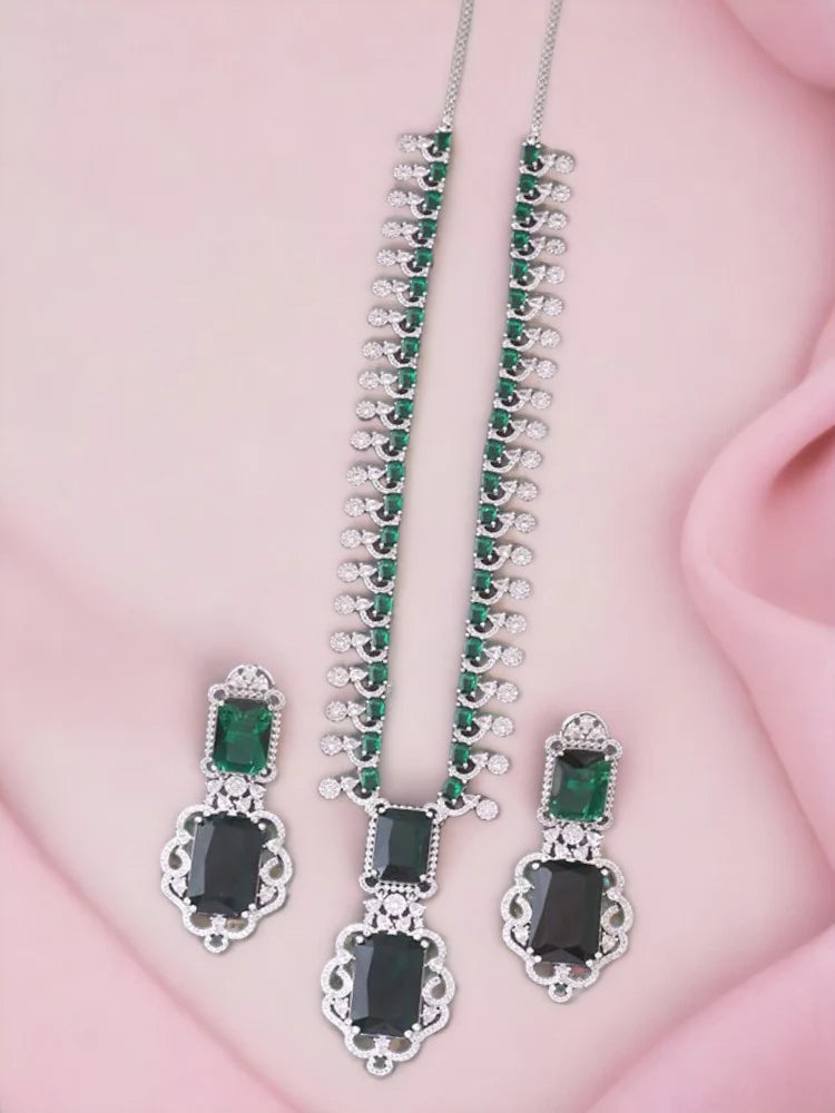 EMERALD ORLAITH ZIRCONIA JEWELLERY SET