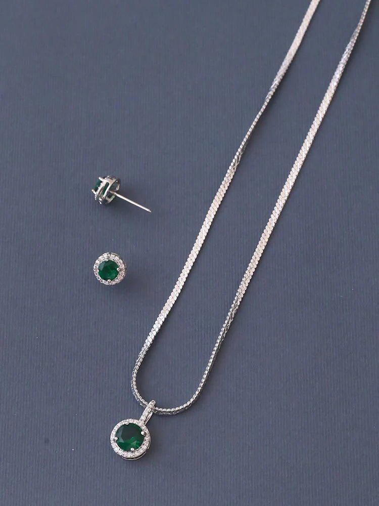 EMERALD TEAGAN PENDANT SET