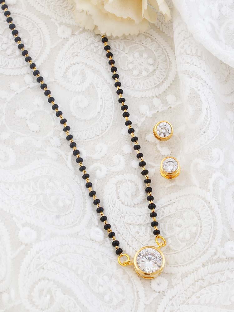 GOLDEN APARNA MANGALSUTRA SET