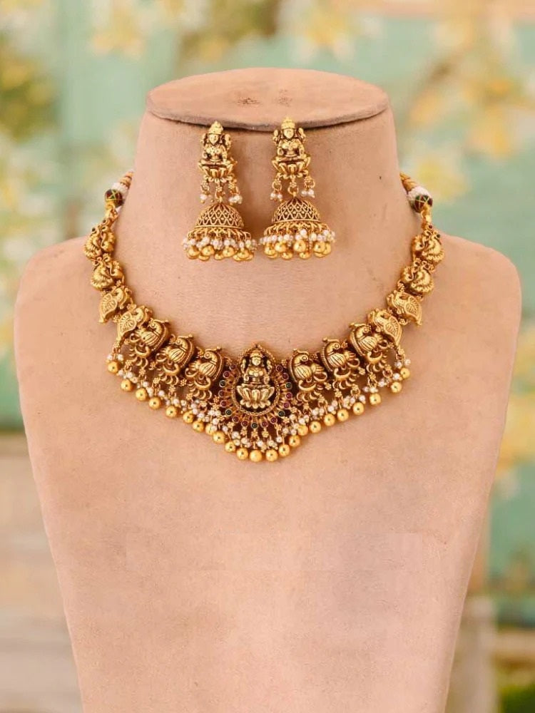 Golden Ananda Temple Jewellery Set