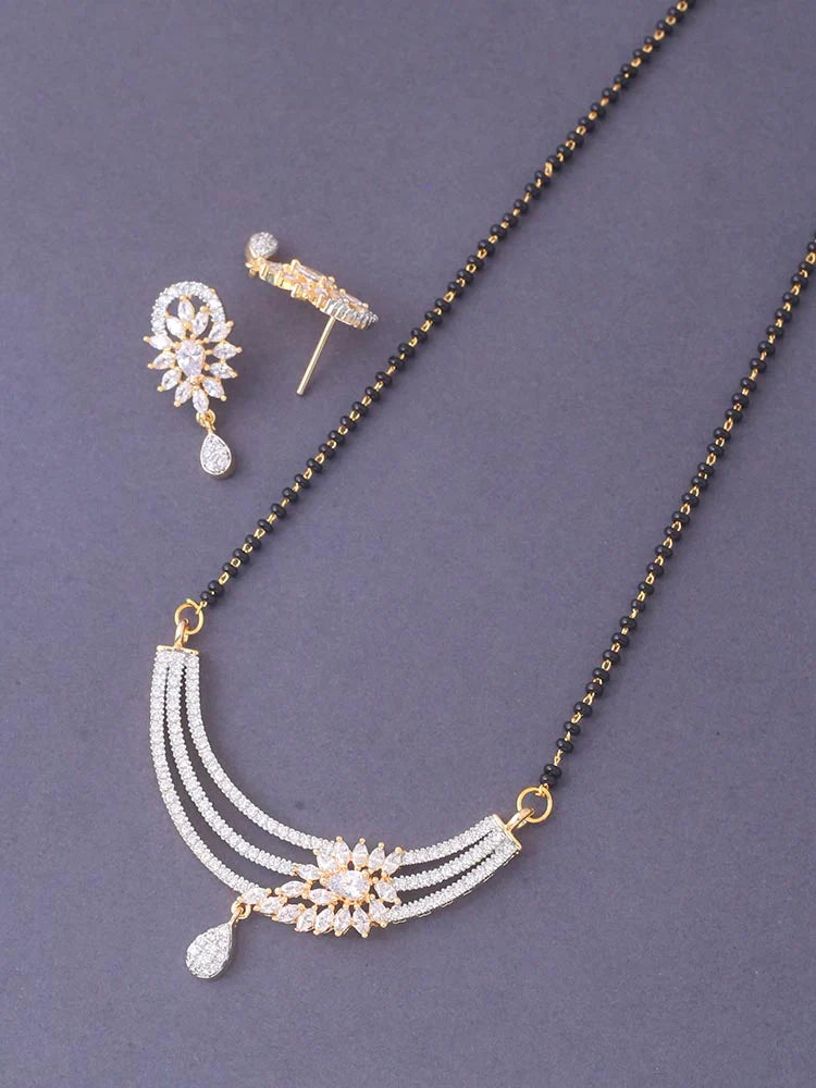 GOLDEN ELENA PENDANT MANGALSUTRA SET