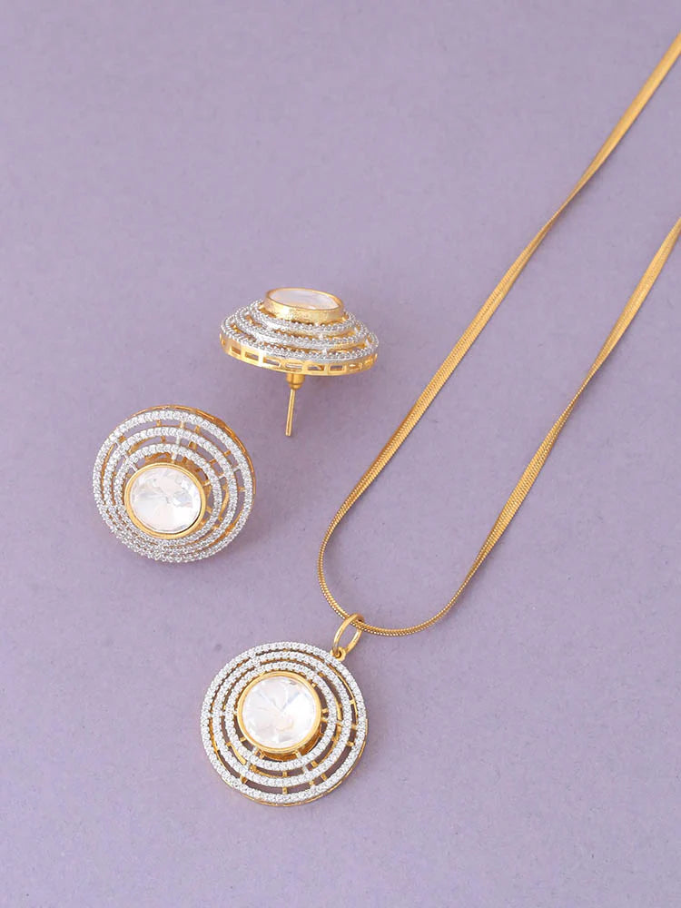 GOLDEN GABRIELLE PENDANT SET