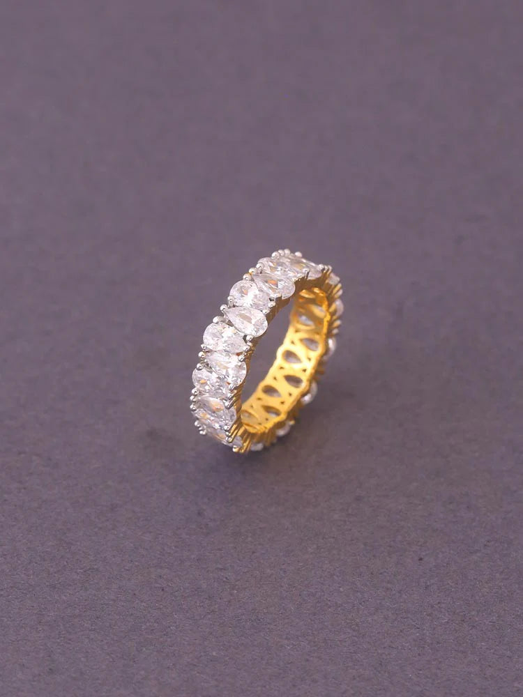 GOLDEN GUNJAN ZIRCONIA RING