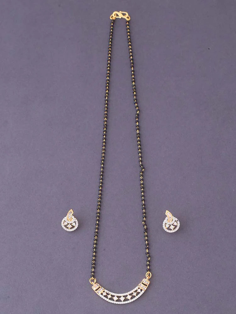 GOLDEN HALLIE MANGALSUTRA SET