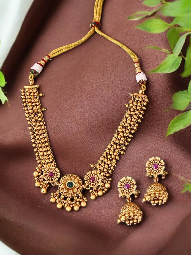 Golden Kanika Antique Jewellery Set