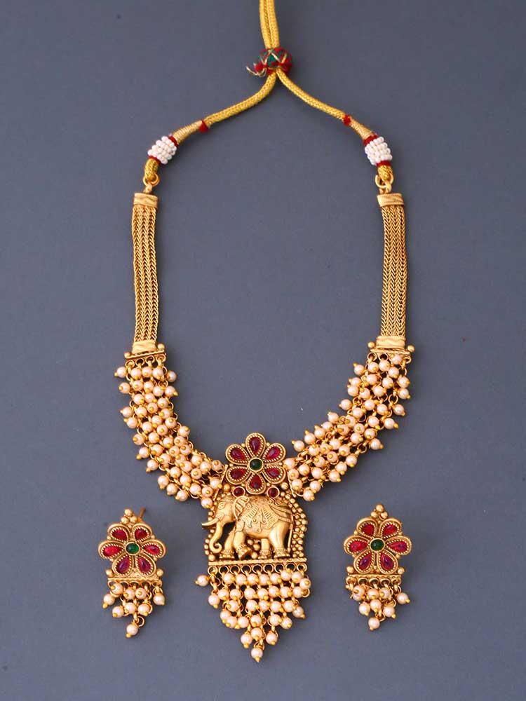 Golden Kapali Temple Jewellery Set