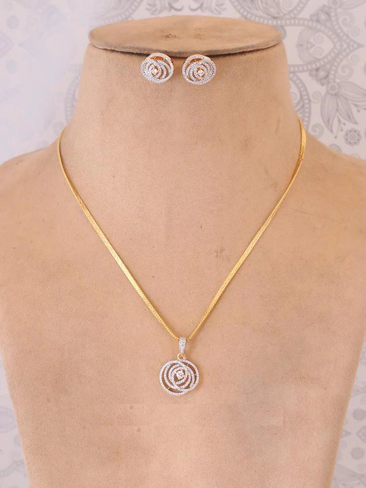 GOLDEN MOLLY PENDANT SET