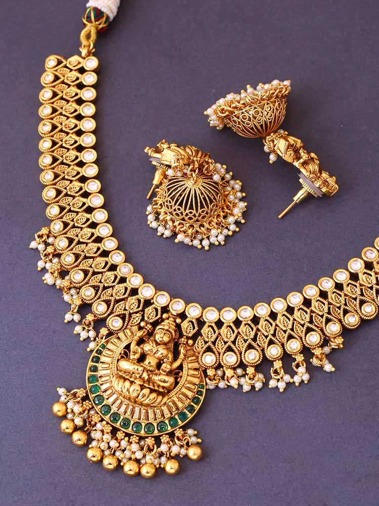 Golden Nandika Temple Jewellery Set