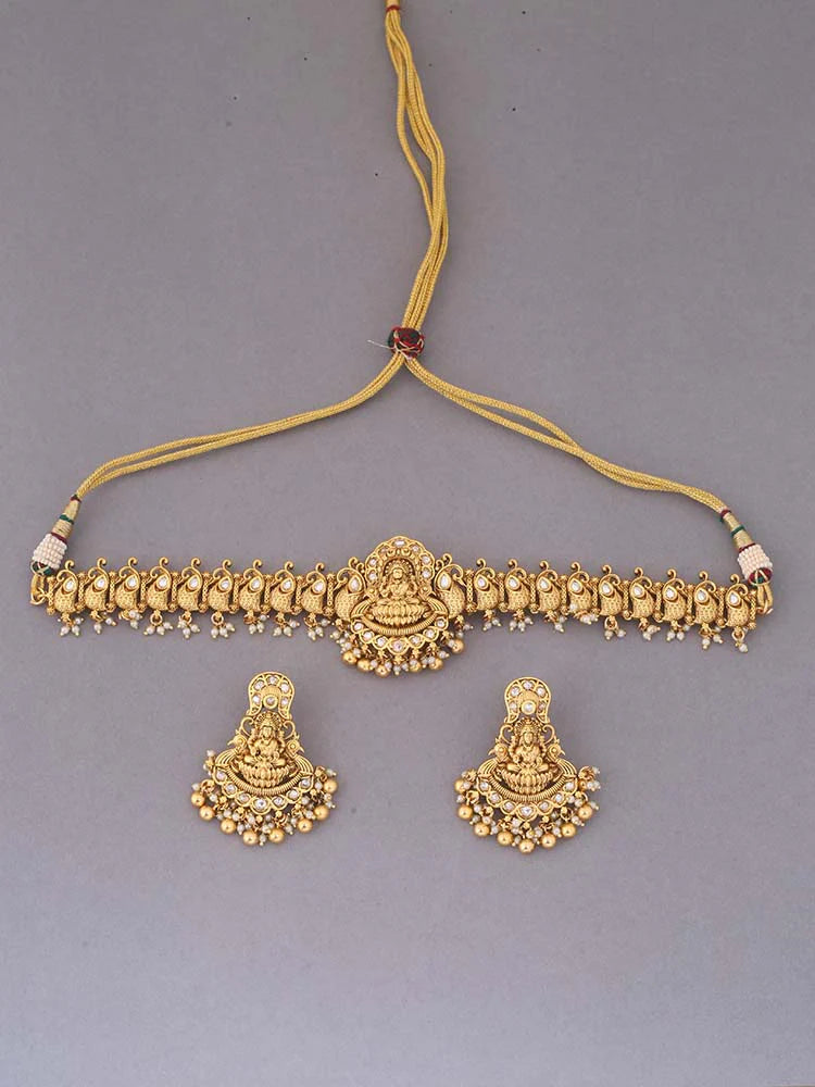 GOLDEN PUSTI TEMPLE JEWELLERY SET