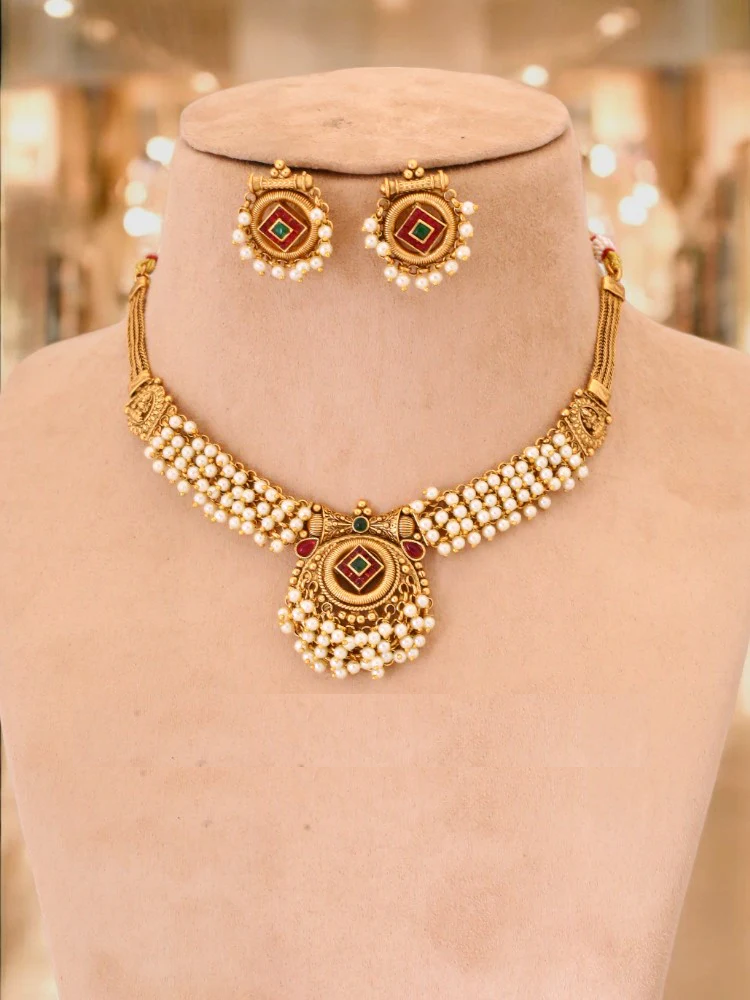 Golden Shambhu Temple Jewellery Set