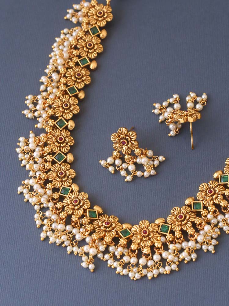 Golden Shrinkhla Antique Jewellery Set