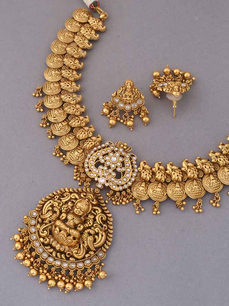 Golden Sitala Temple Jewellery Set