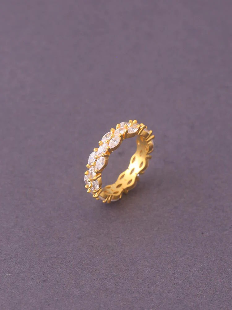 GOLDEN VISHRAM ZIRCONIA RING