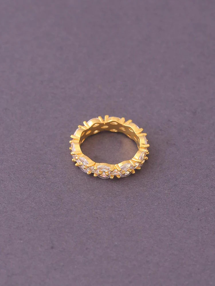 GOLDEN VISHRAM ZIRCONIA RING