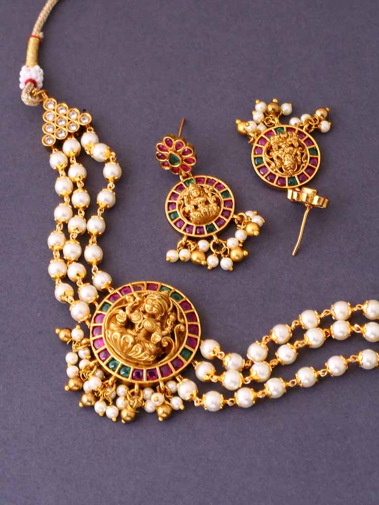 Golden Vishwanatha Temple Jewellery Set