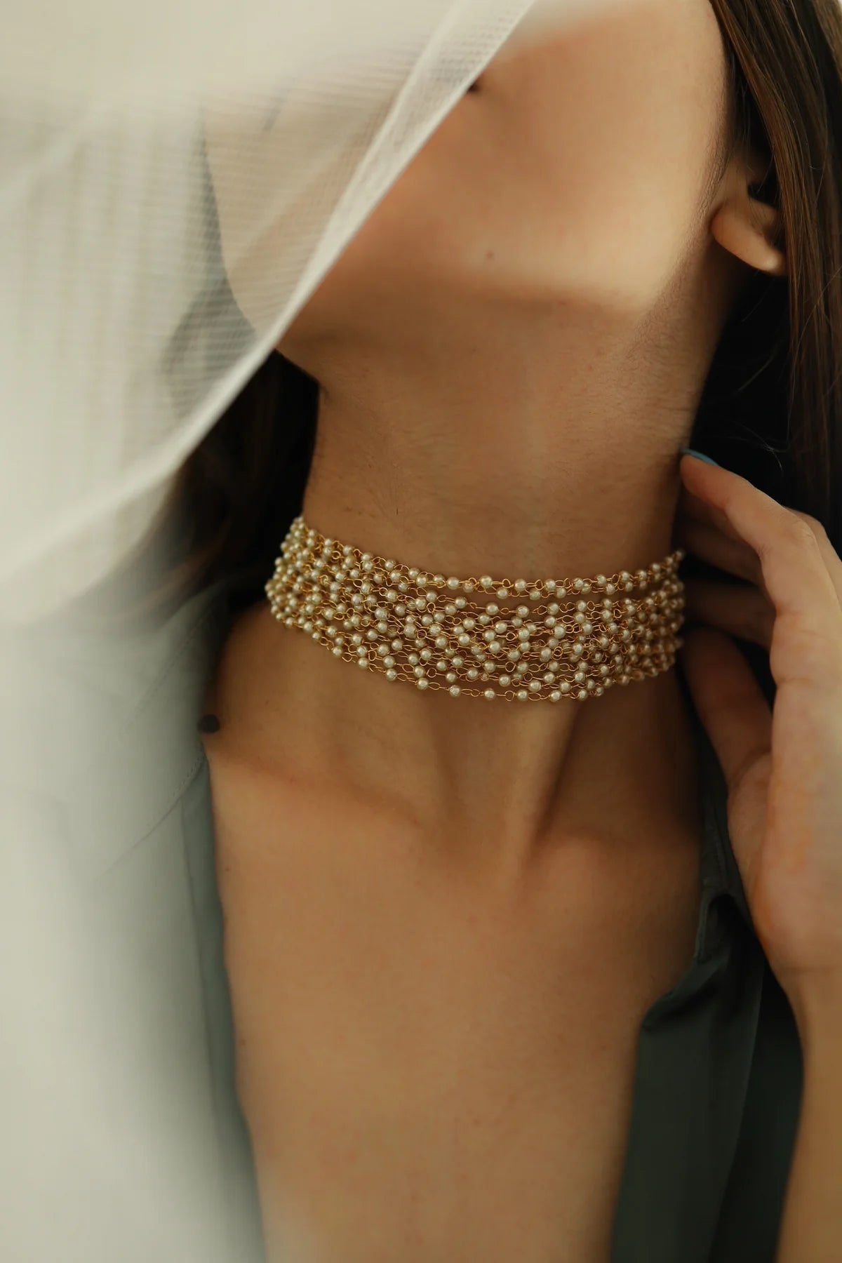 Cyra Pearl Choker Necklace