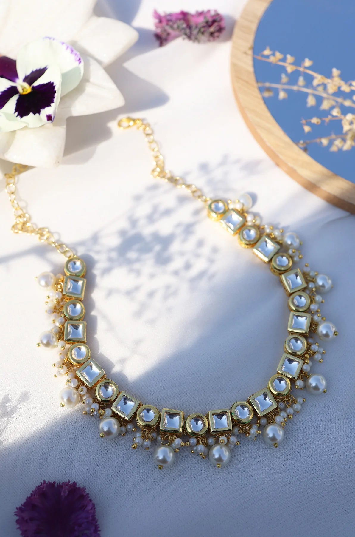 Mikhel Kundan Pearl Choker