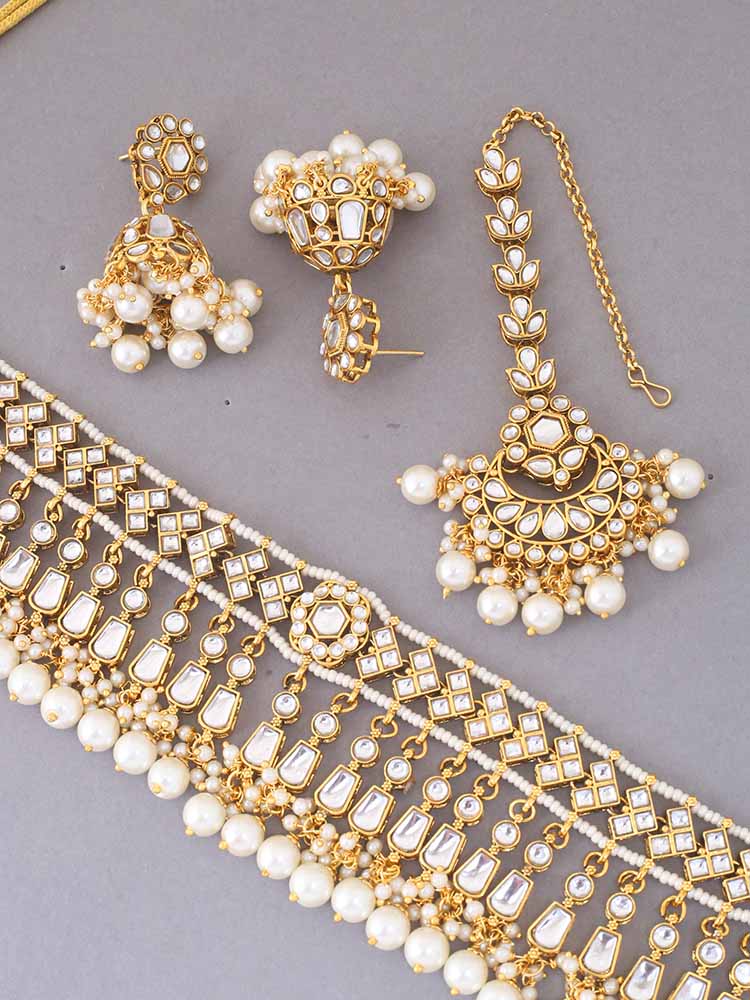 IVORY AANANDI JEWELLERY SET