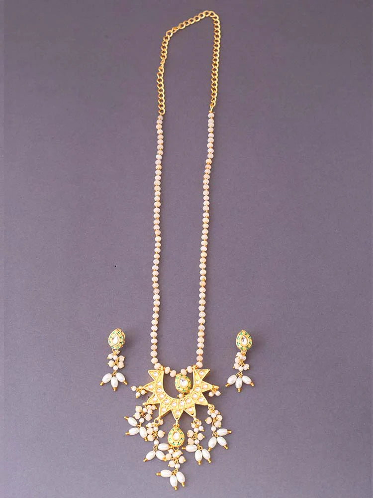 GOLDEN ANANYA JEWELLERY SET