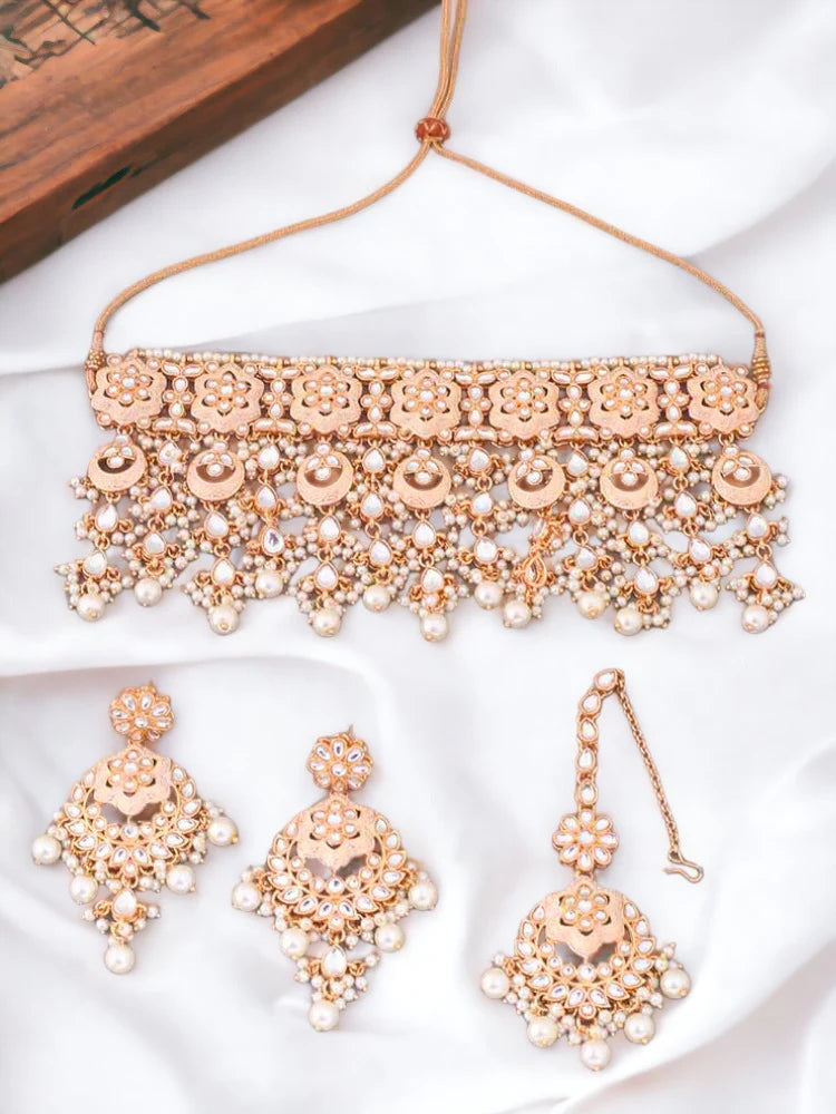 IVORY ANKITA JEWELLERY SET