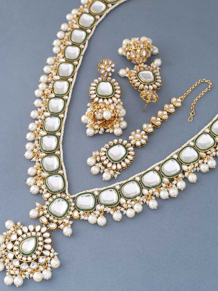 IVORY DHARUNA JEWELLERY SET