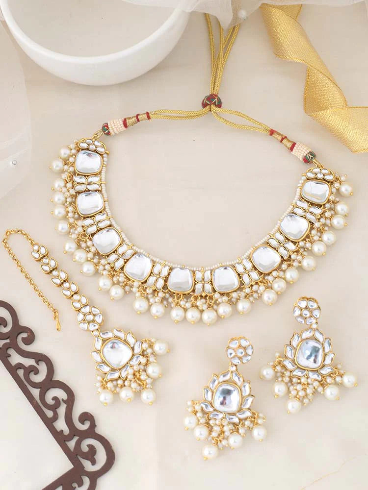 IVORY NAMYA JEWELLERY SET