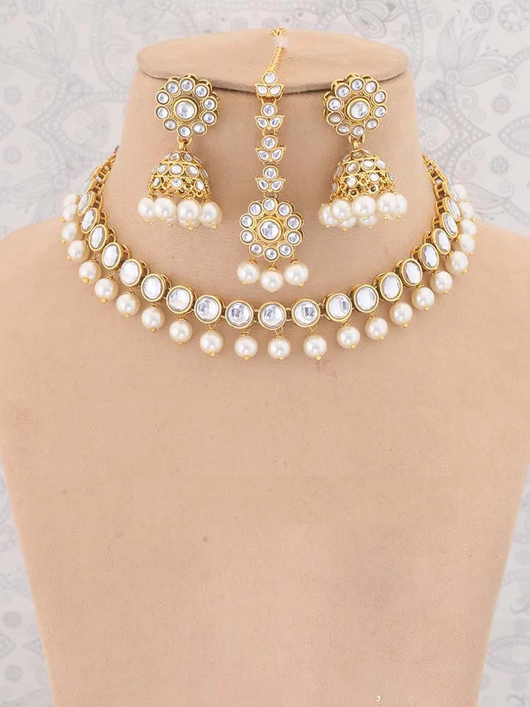 IVORY SULBHA JEWELLERY SET