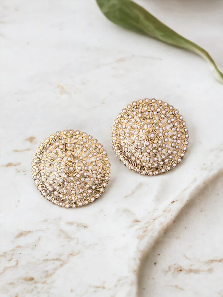 IVORY VAMIKA STUDS