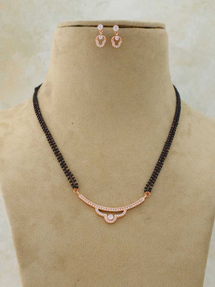 ROSE GOLD QIRAAT MANGALSUTRA SET