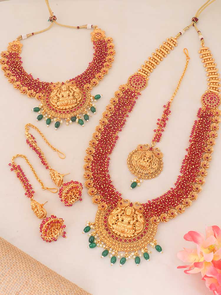 RUBY SESHADRI BRIDAL JEWELLERY SET