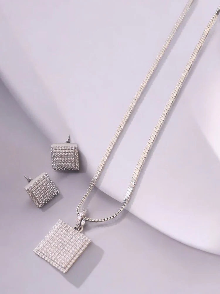 SILVER PIPER PENDANT SET